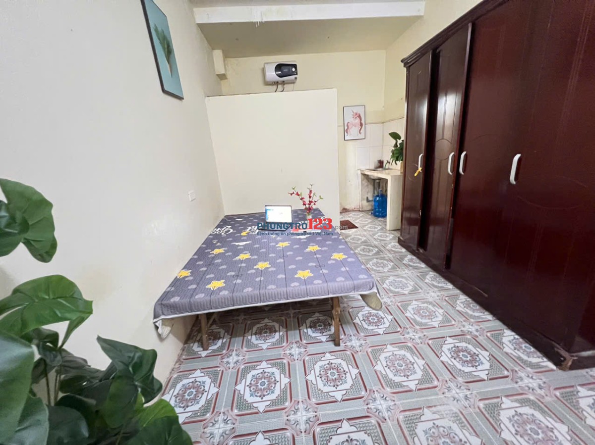 CHO THUÊ PHÒNG KHÉP KÍN, NGÕ 114 NGUYỄN ĐẠO AN. Phú diễn 2,5TR