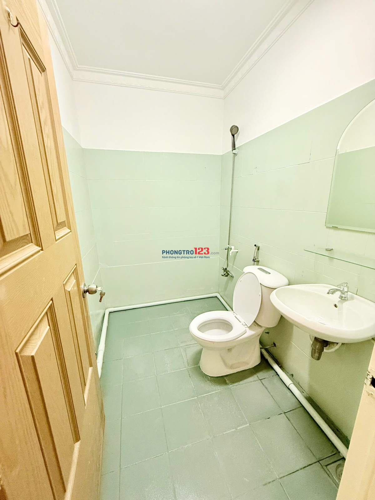  STUDIO CỬA SỔ TO – SIÊU THOÁNG 135/1 Nguyễn Hữu Cảnh, P.22, Bình Thạnh