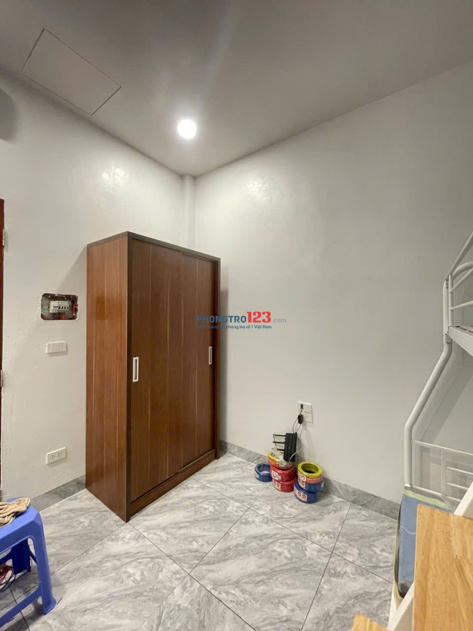 Cho thuê phòng mới khai trương 4tr5 đầy đủ nội thất, nhà vs + bếp riêng ở được ngay