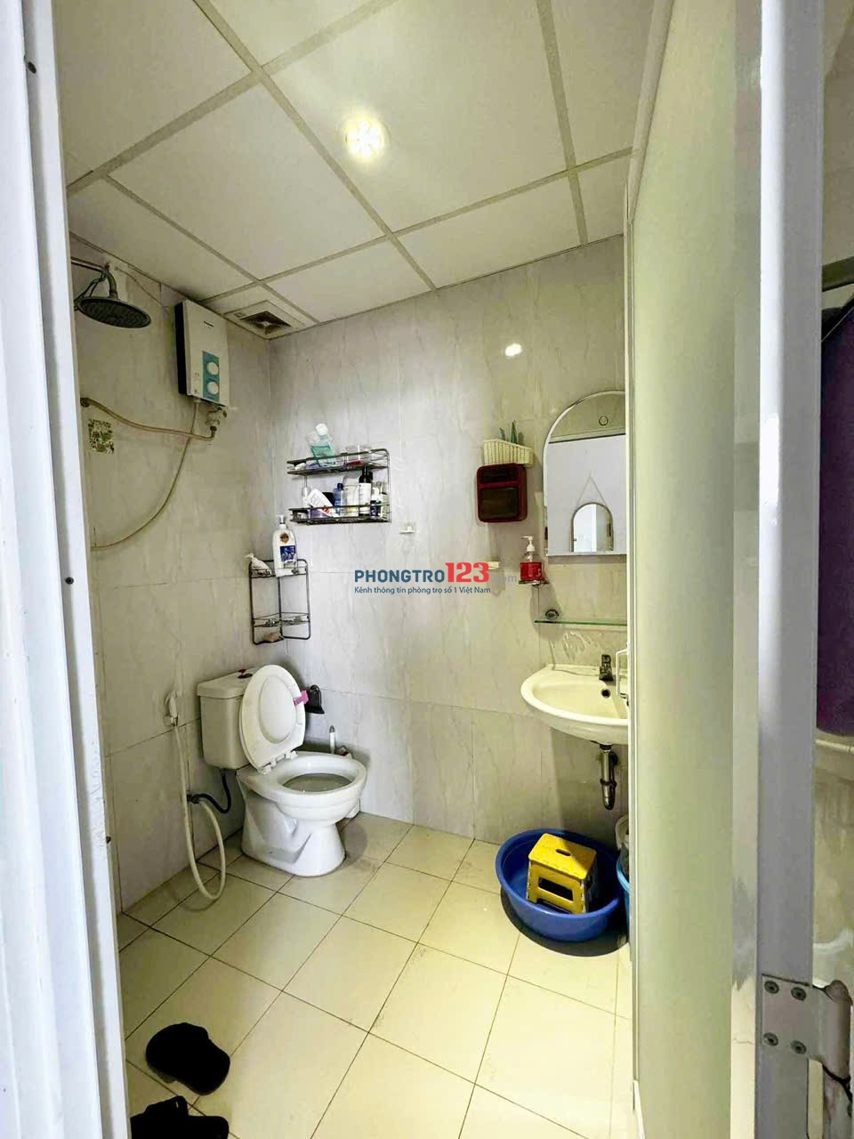 Chung cư Miếu Nổi, Vũ Huy Tấn, BT: 65m2, 2p ngủ, full nội thất, 11triệu