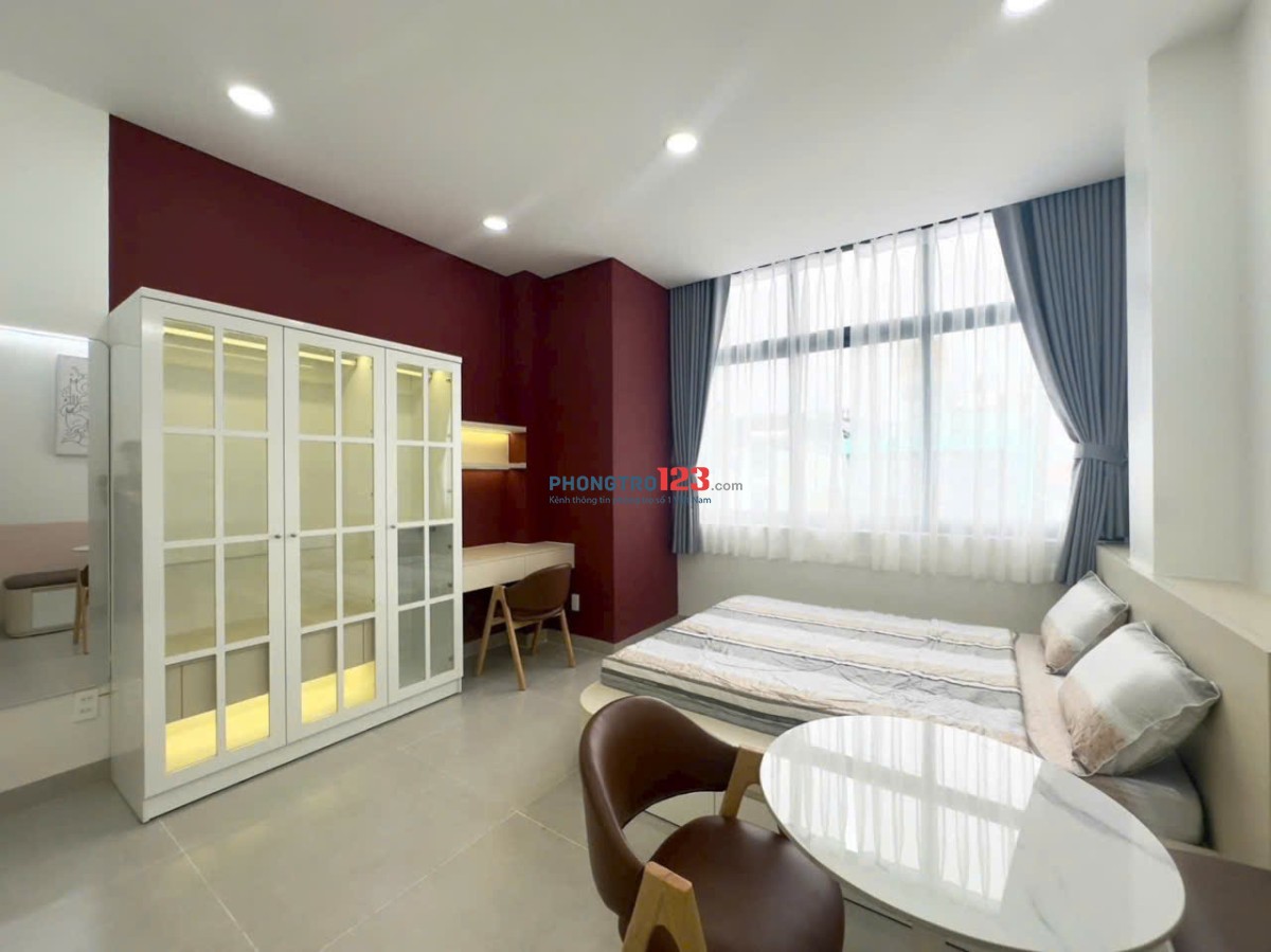 PHÒNG CỬA SỔ LỚN MÁY GIẶT RIÊNG_GẦN HÀNG XANH, THỊ NGHÈ_GIÁP Q1,Q2