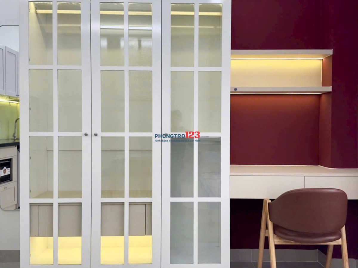 PHÒNG CỬA SỔ LỚN MÁY GIẶT RIÊNG_GẦN HÀNG XANH, THỊ NGHÈ_GIÁP Q1,Q2