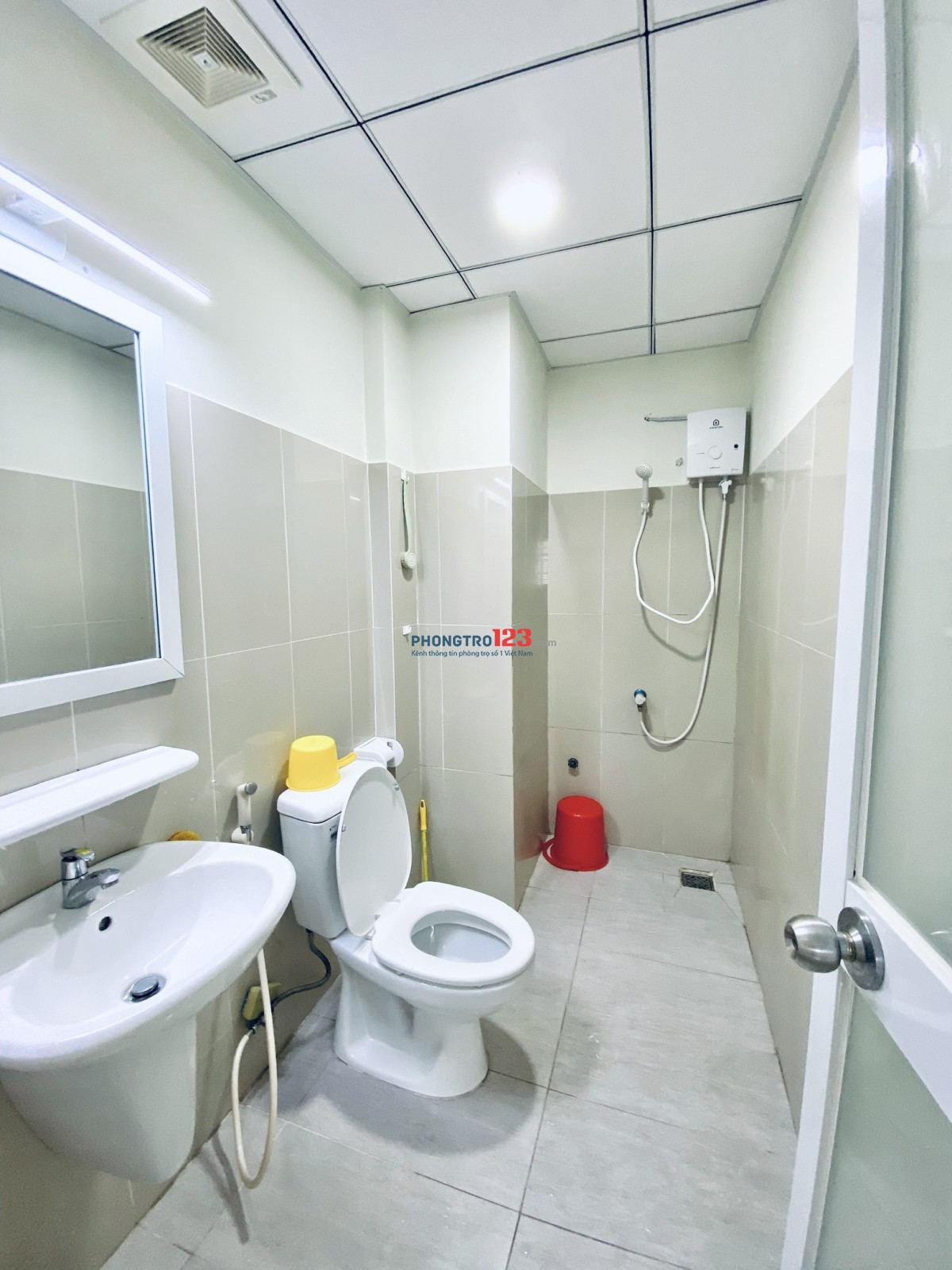 ( Chính chủ ) Cho thuê căn hộ 60 m2 , Khu EhomeS Nam Long,1PN+, 2WC, ban công hướng mát mẻ