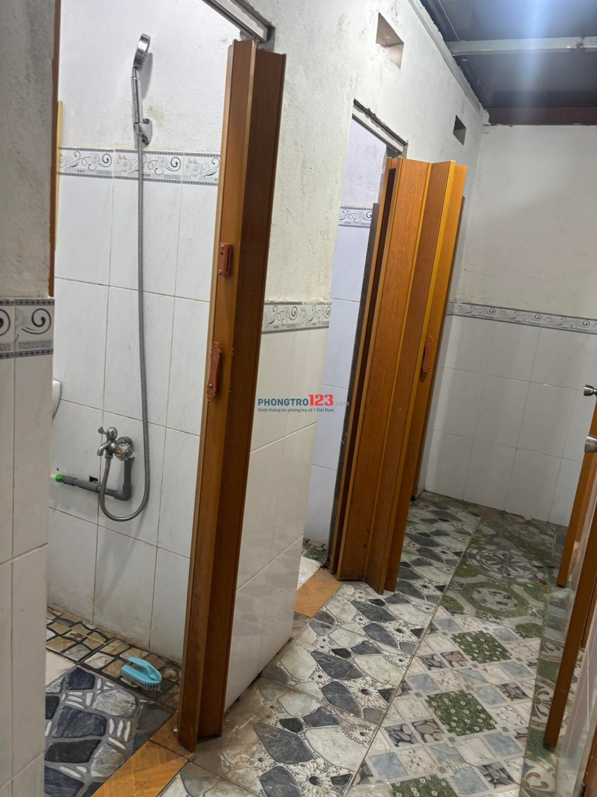 Phòng Trọ ghép nam 1t5, gần công viên Hoàng Văn Thụ, sân bay TSN