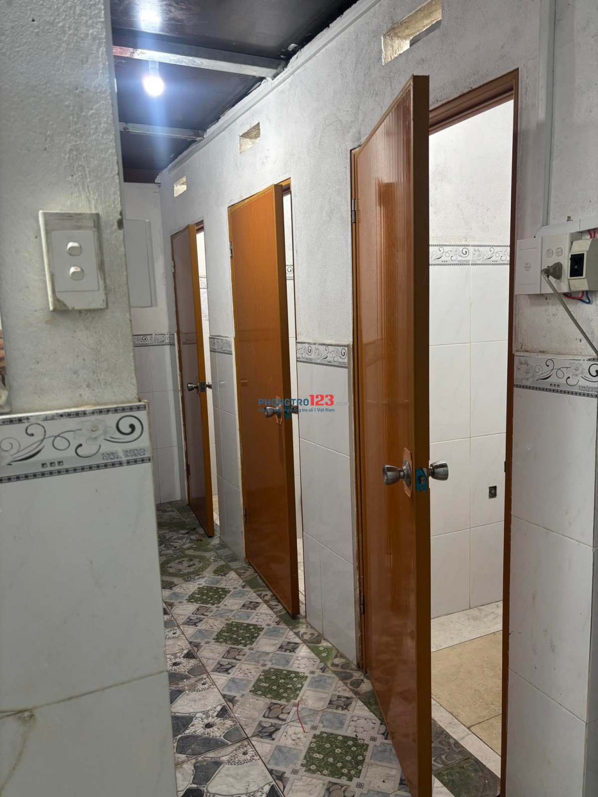 Phòng Trọ ghép nam 1t5, gần công viên Hoàng Văn Thụ, sân bay TSN