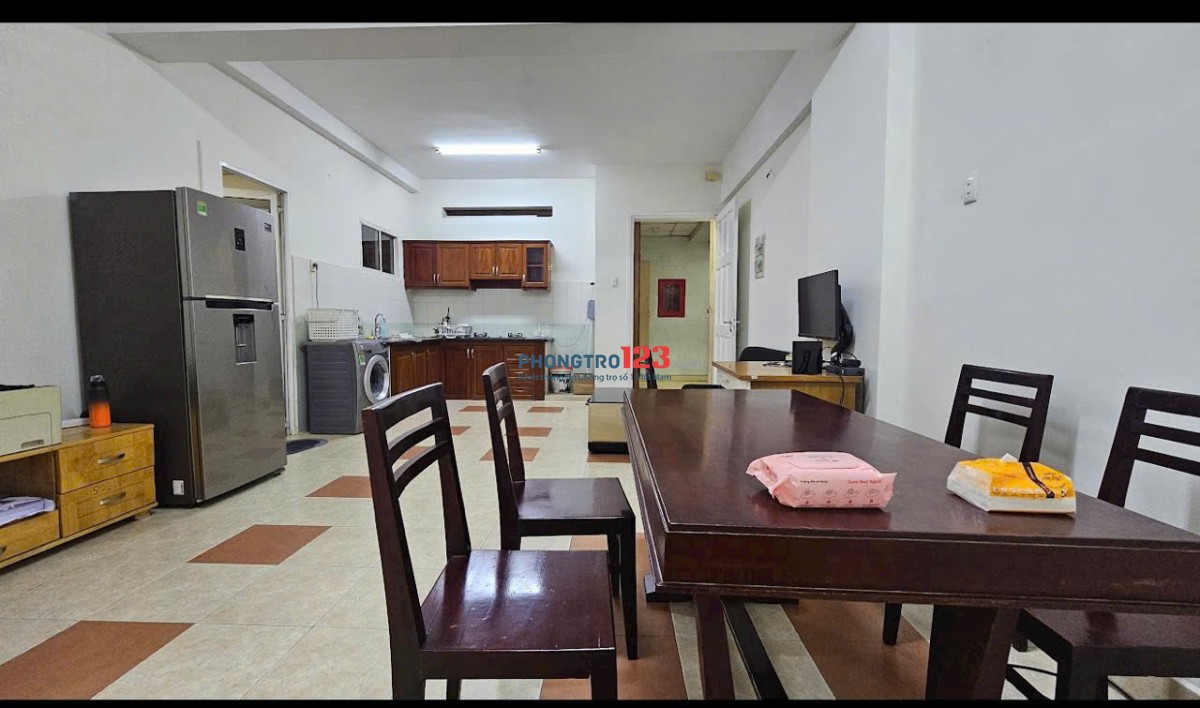 Carillon 2,Trịnh Đình Thảo,Tân Phú: 70m2, 2p ngủ ,NT, 10tr