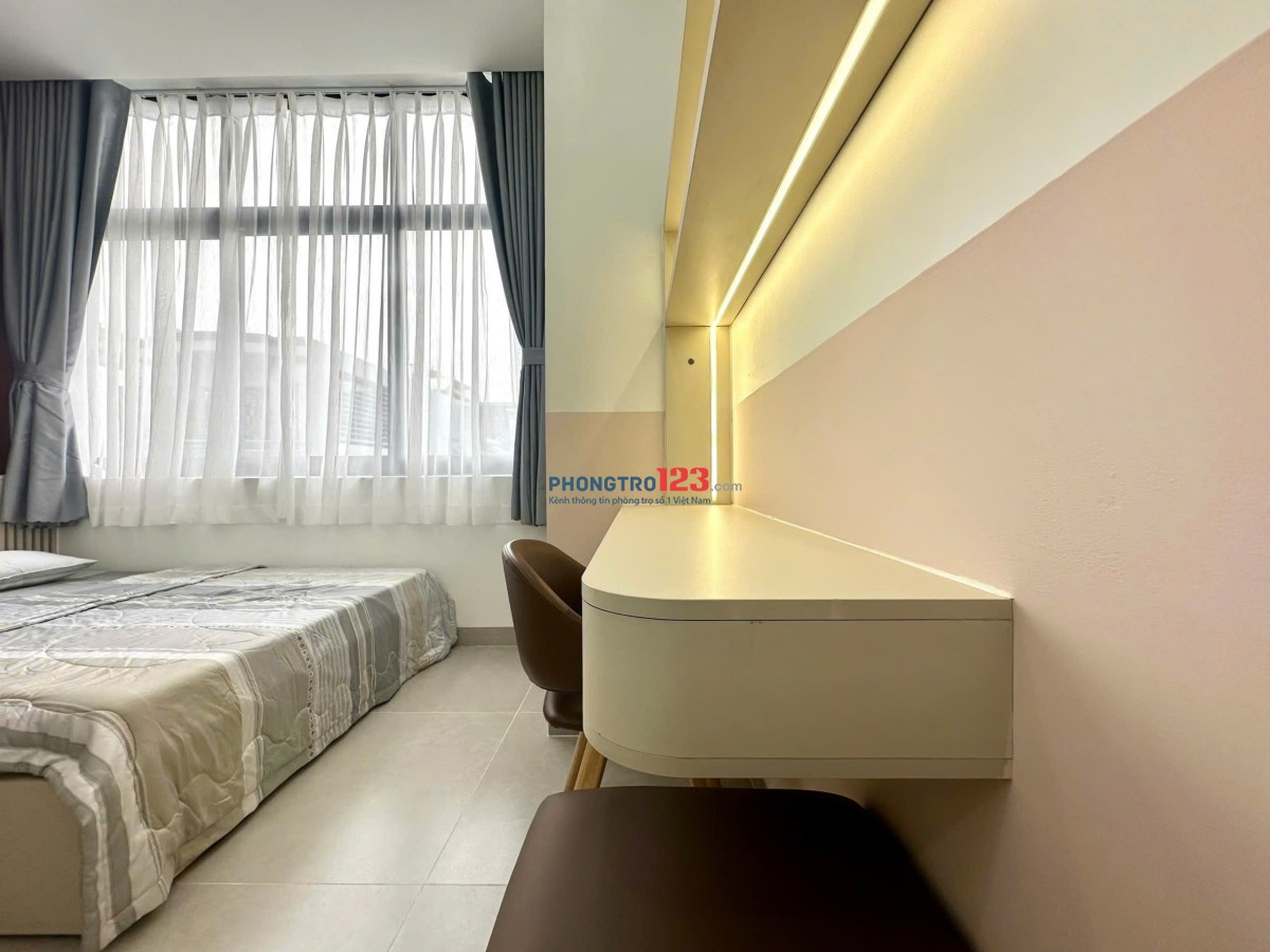 Căn Hộ Studio Tách Bếp – Cửa Sổ Trời Thoáng Sáng – Full Nội Thất, Máy Giặt Riêng – Gần Sân Bay TSN