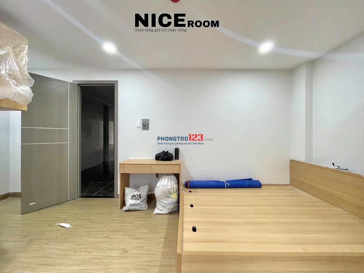 KHUI DỰ ÁN MỚI 100% TONE GỖ XỊN FULL NỘI THẤT BANCOL TO VỊ TRÍ ĐẸP GIÁP NHIỀU QUẬN LH0833001420