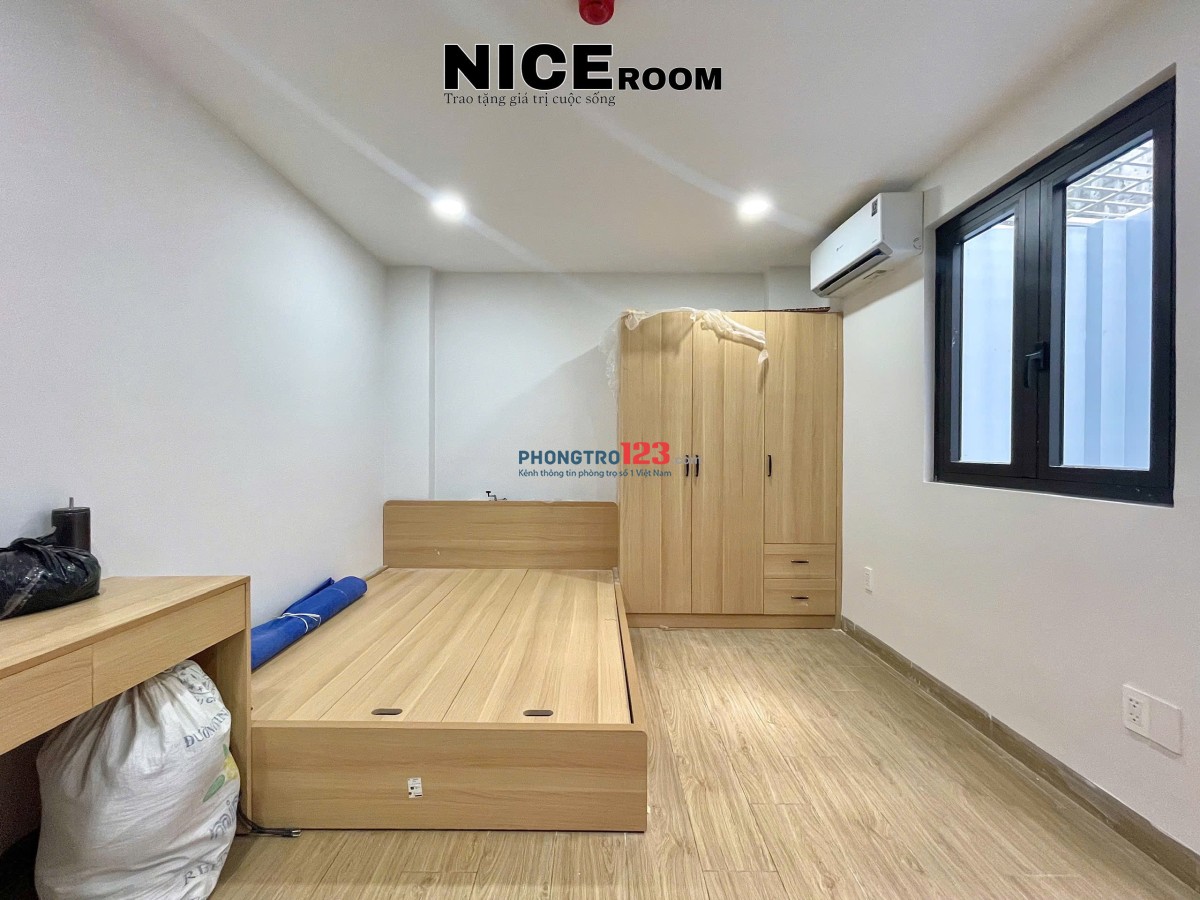 KHUI DỰ ÁN MỚI 100% TONE GỖ XỊN FULL NỘI THẤT BANCOL TO VỊ TRÍ ĐẸP GIÁP NHIỀU QUẬN LH0833001420