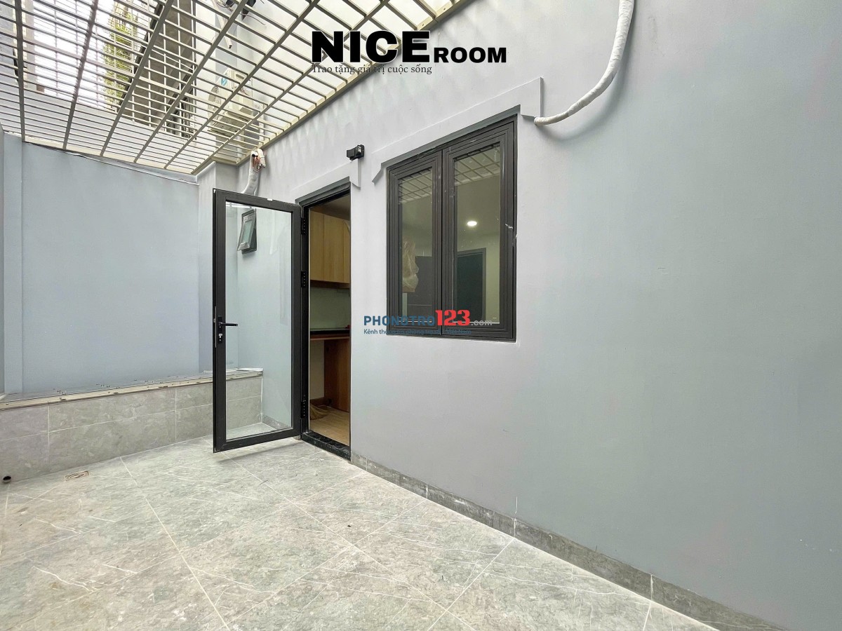 KHUI DỰ ÁN MỚI 100% TONE GỖ XỊN FULL NỘI THẤT BANCOL TO VỊ TRÍ ĐẸP GIÁP NHIỀU QUẬN LH0833001420