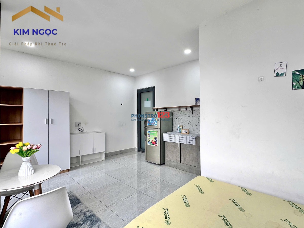  Phòng cho thuê full nội thất có ban công tại Phan Đình Phùng Gần Đại học Văn Hiến , Aeon Tân Phú