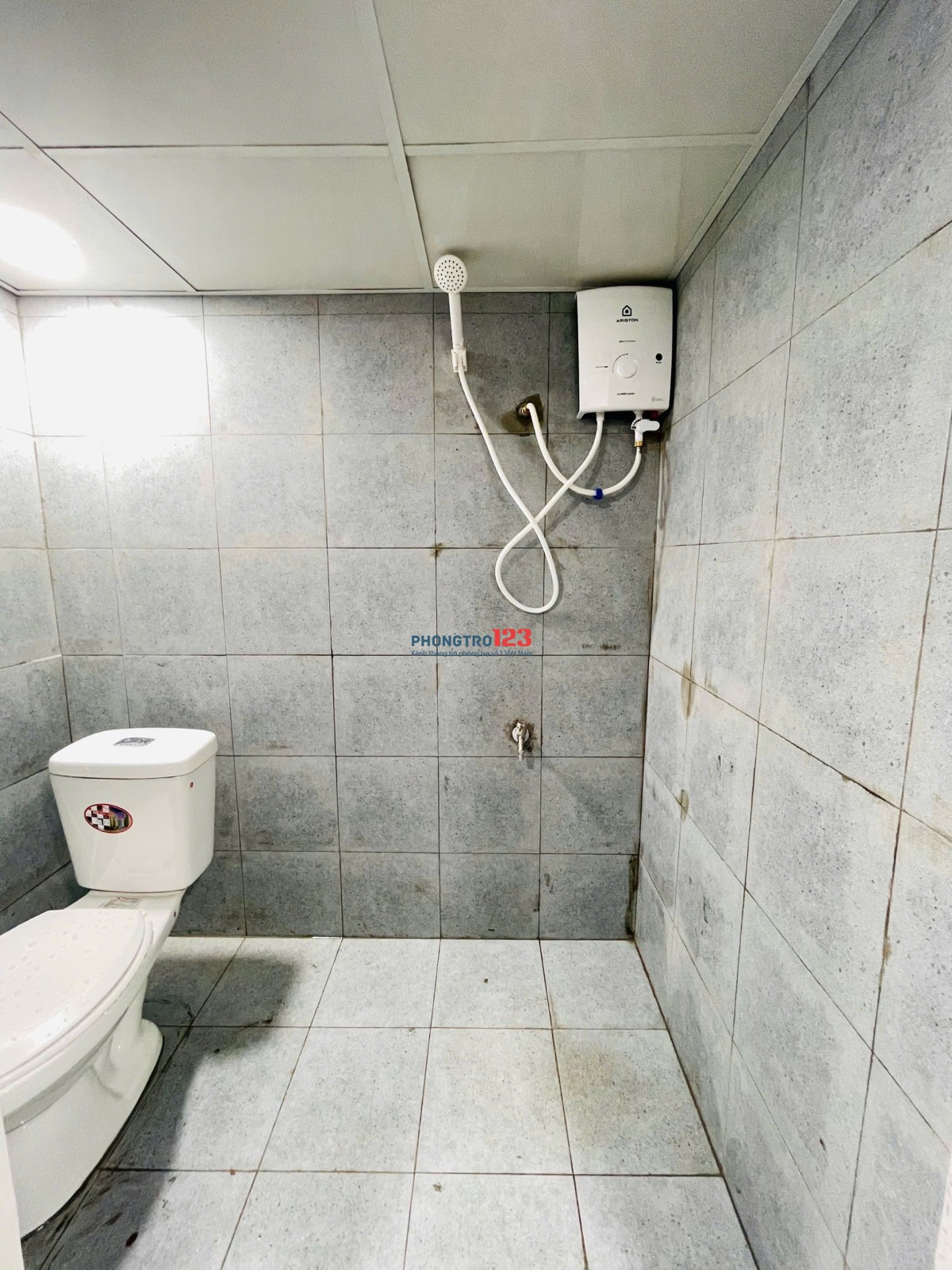 CHO THUÊ PHÒNG CÓ GÁC MỚI XÂY NGAY CÔNG VIÊN GIA ĐỊNH