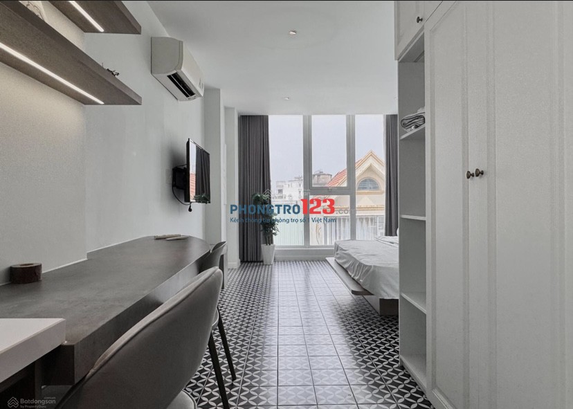 CHO THUÊ STUDIO – BAN CÔNG & CỬA SỔ – FULL NỘI THẤT