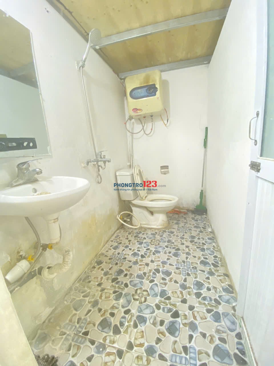 CHO CHUÊ PHÒNG THÚ Y, HOÀI ĐỨC, PHÒNG ĐÔI KHÉP KÍN GIÁ CHỈ 1,9 TR Ở LUÔN