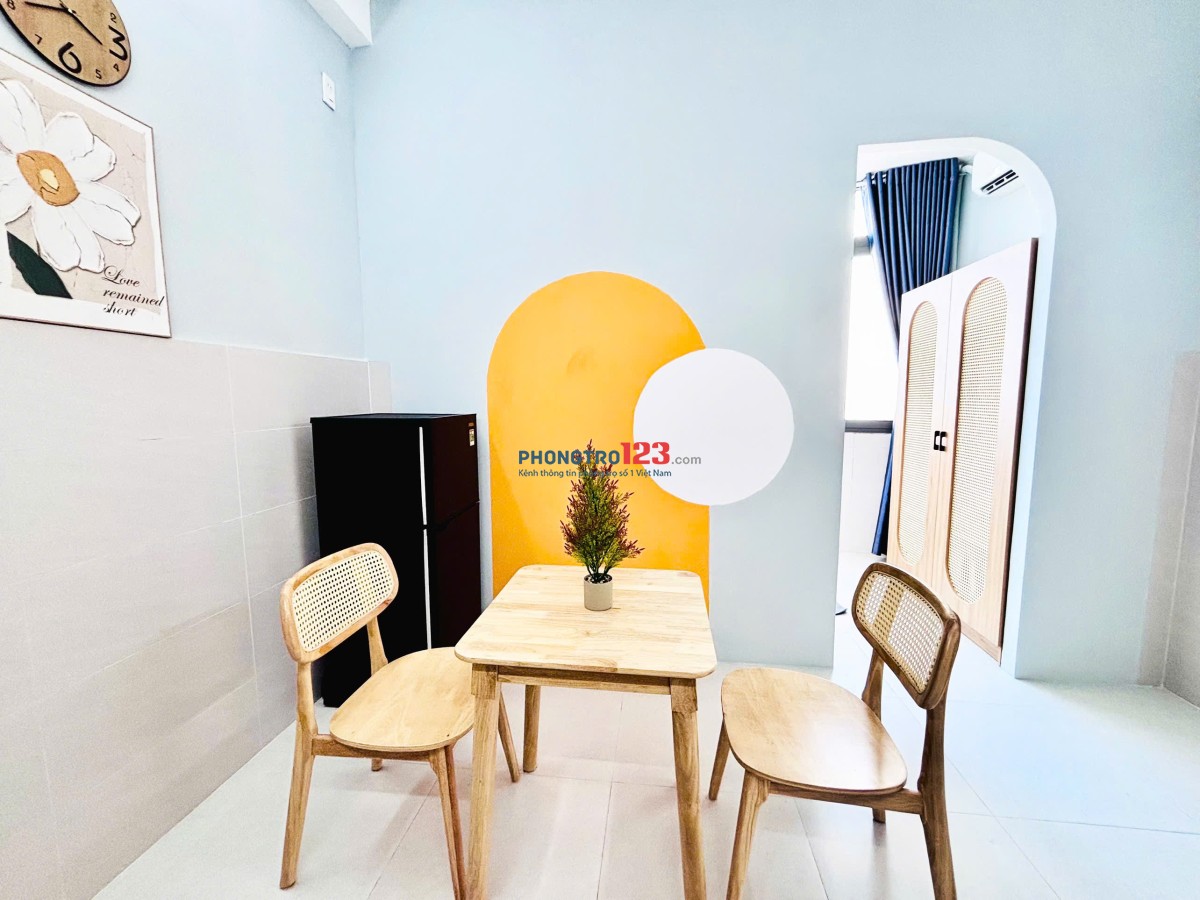  A51 Bạch Đằng – P2 – Tân BìnhNhà thang máy – nước nóng NLMT 