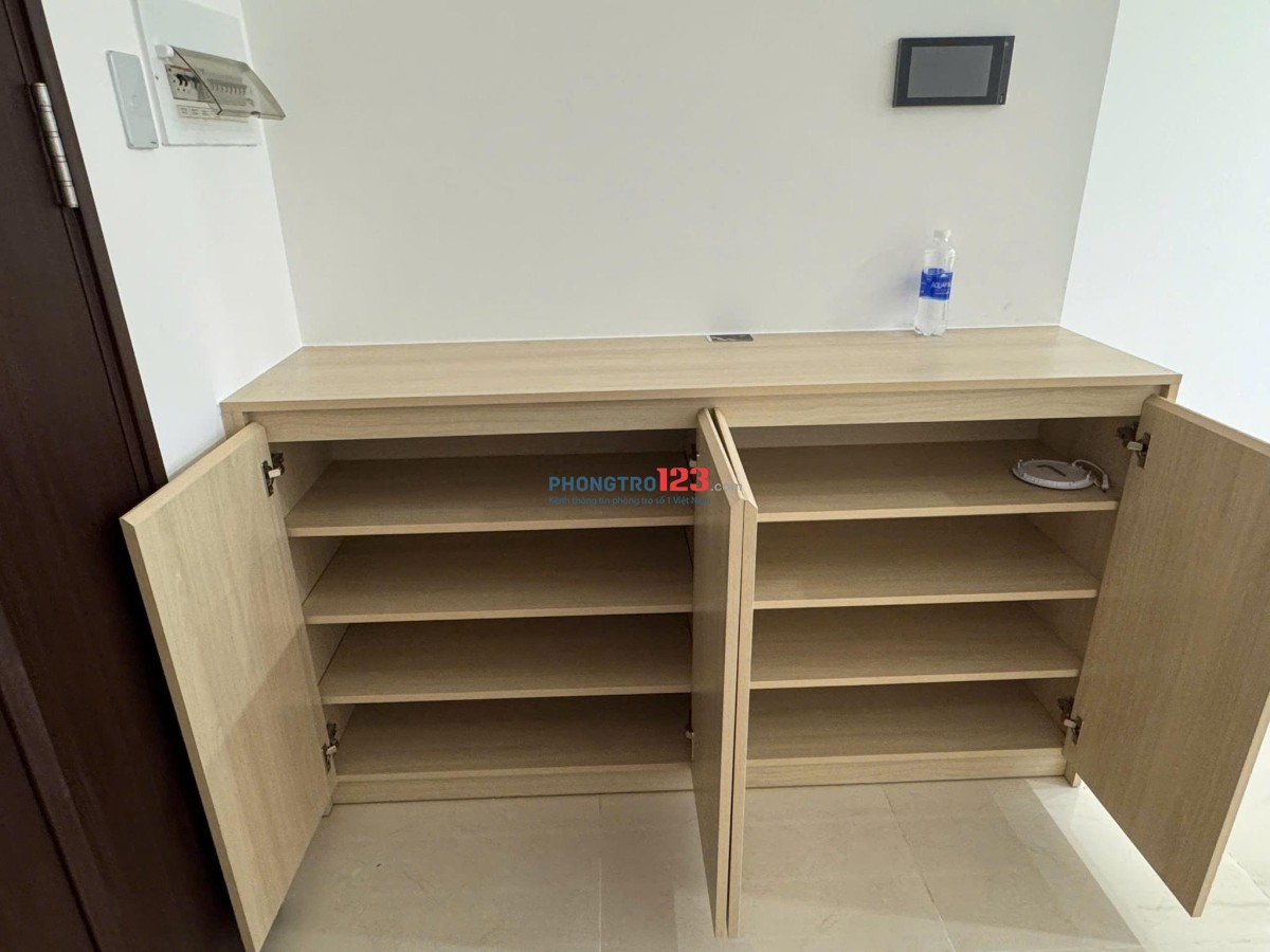 Chung cư Idico Tân Phú: Căn góc, 75m2,2p ngủ,Có nội thất, 10tr/th