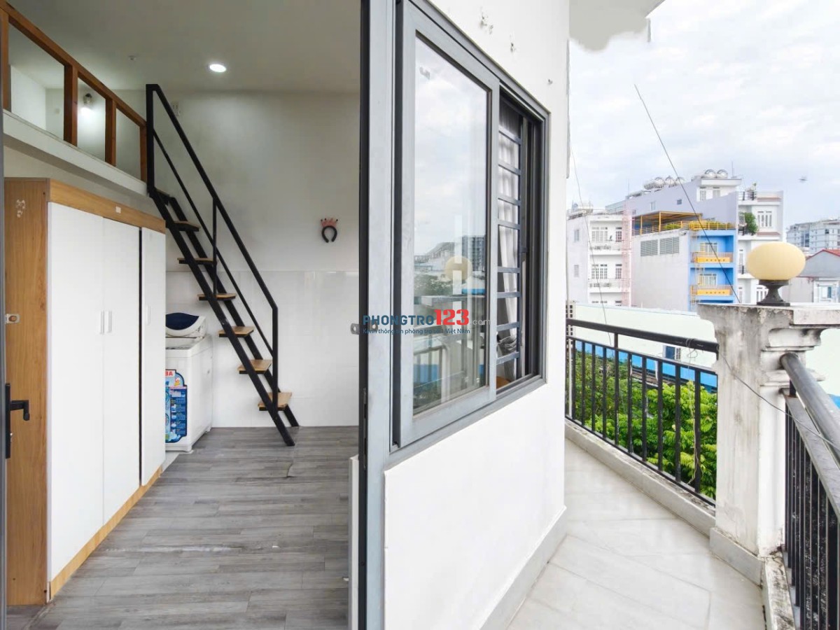 Cho Thuê Duplex - Ban Công Thoáng Mát - Ko Giới Hạn Người Ở - Gần Học Viện Hàng Ko Tân Bình