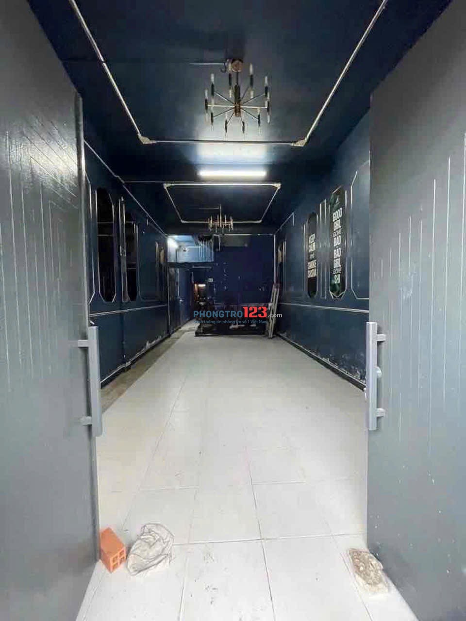 Mặt bằng cho thuê, mặt tiền đường Nguyễn Cư Trinh, DT 4*17m, 1 trệt+2 lầu cần cho thuê tại Quận 1