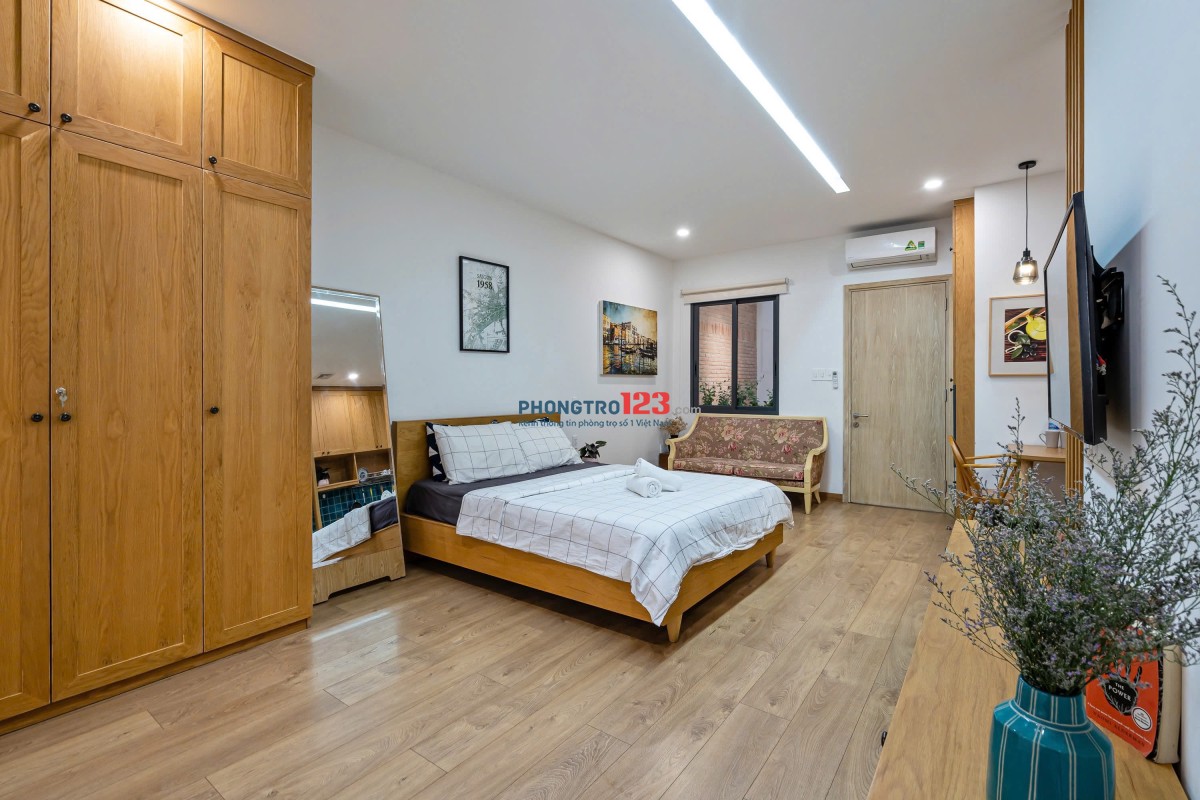 CHO THUÊ CĂN HỘ CAO CẤP CỬA SỐ LỚN FULL NỘI THẤT – GẦN CẦU THỊ NGHÈ BÌNH THẠNH