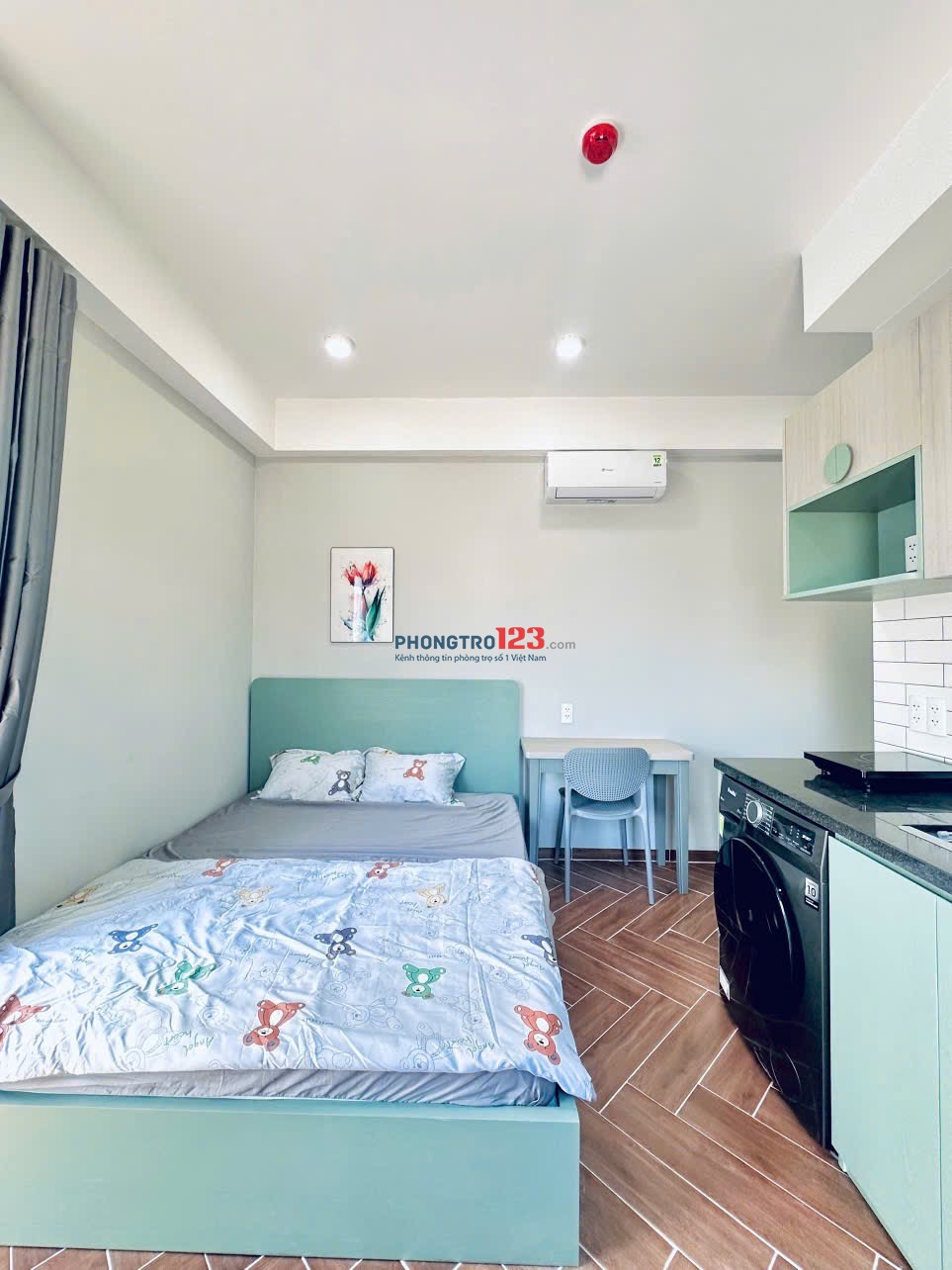 CĂN HỘ CỬA SỔ LỚN MÁY GIẶT RIÊNG GẦN HÀNG XANH GIÁP QUẬN 1, PHÚ NHUẬN !!!