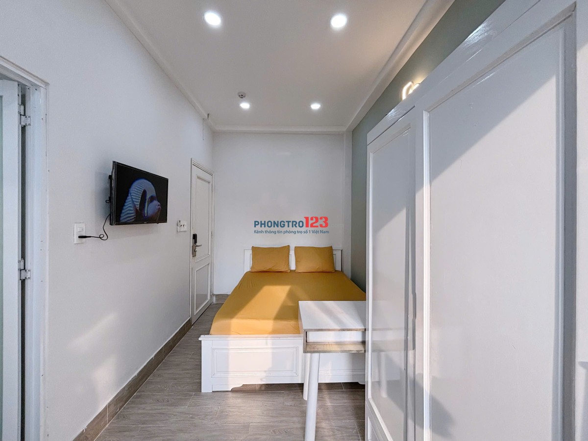 PHÒNG ĐẸP BAN CÔNG FULL NỘI THẤT NGAY NTĐ PHÚ THỌ Q10