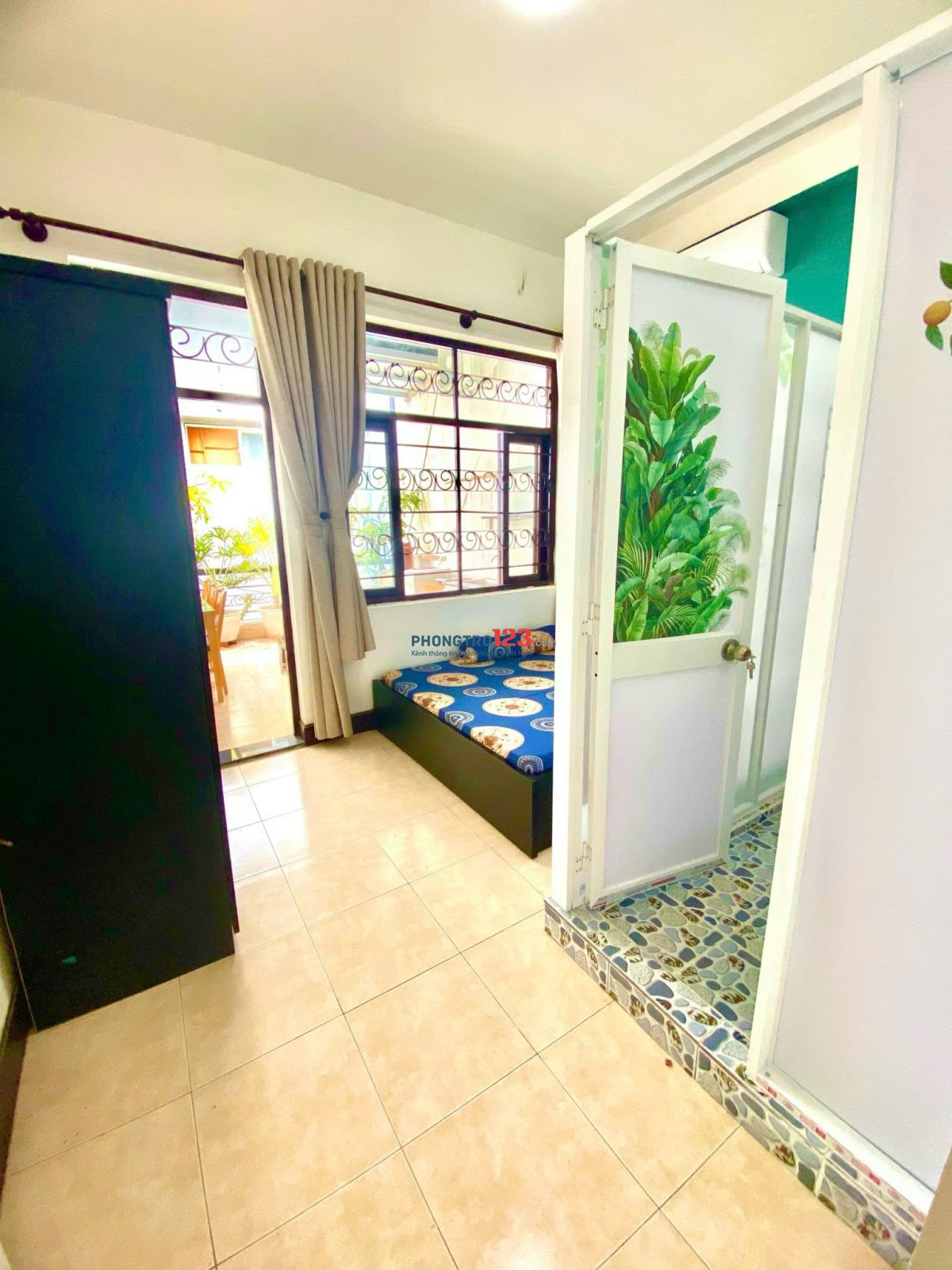 Cho thuê CHDV Full Nội thất ban công rộng rãi tiện ích, 6.1tr Ở Lý Chính Thắng.Trung tâm Sát Quận 1