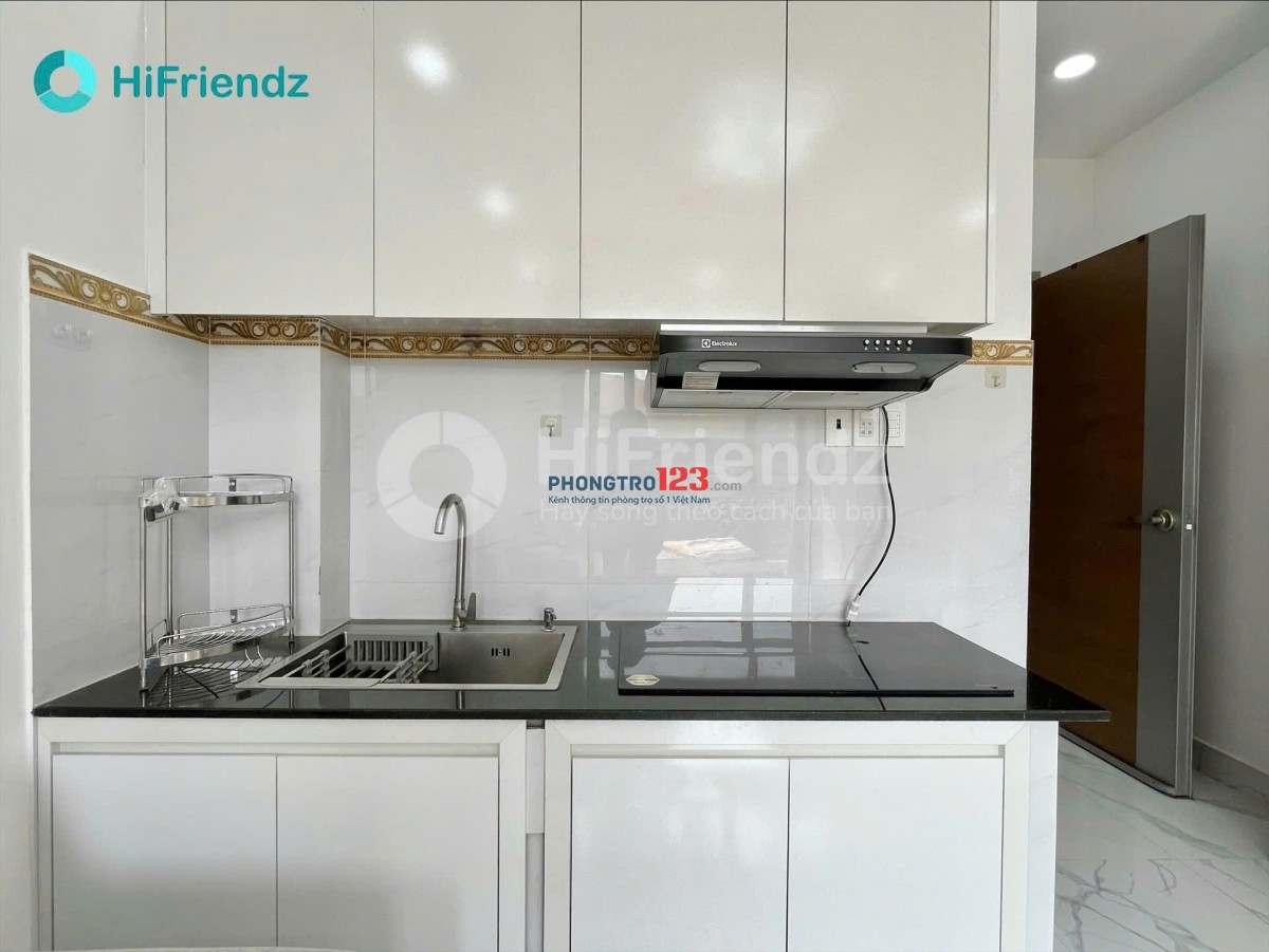 Cho Thuê CHDV rẻ FUll Nội Thất Mới. Vị TRÍ Đẹp. THuận Tiện Gần Trung Tâm. Khánh Hội Q1 - 7.5 triệu.