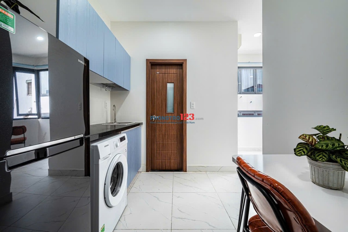 Cho Thuê Căn 1 Phòng Ngủ 30m2 Cửa Sổ Trời, Máy Giặt Riêng Ngay Ngã Tư Bảy Hiền, Tân Bình