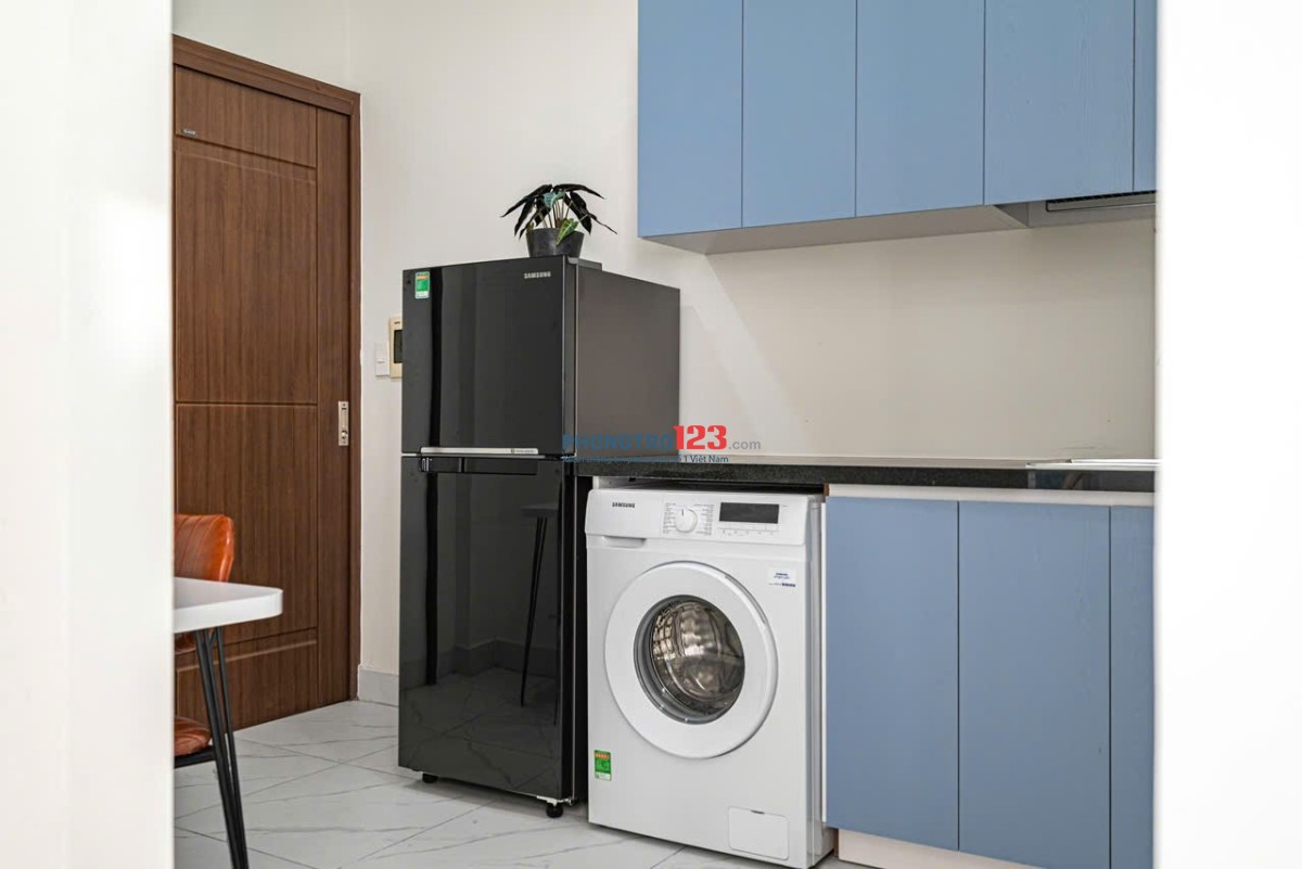 Cho Thuê Căn 1 Phòng Ngủ 30m2 Cửa Sổ Trời, Máy Giặt Riêng Ngay Ngã Tư Bảy Hiền, Tân Bình