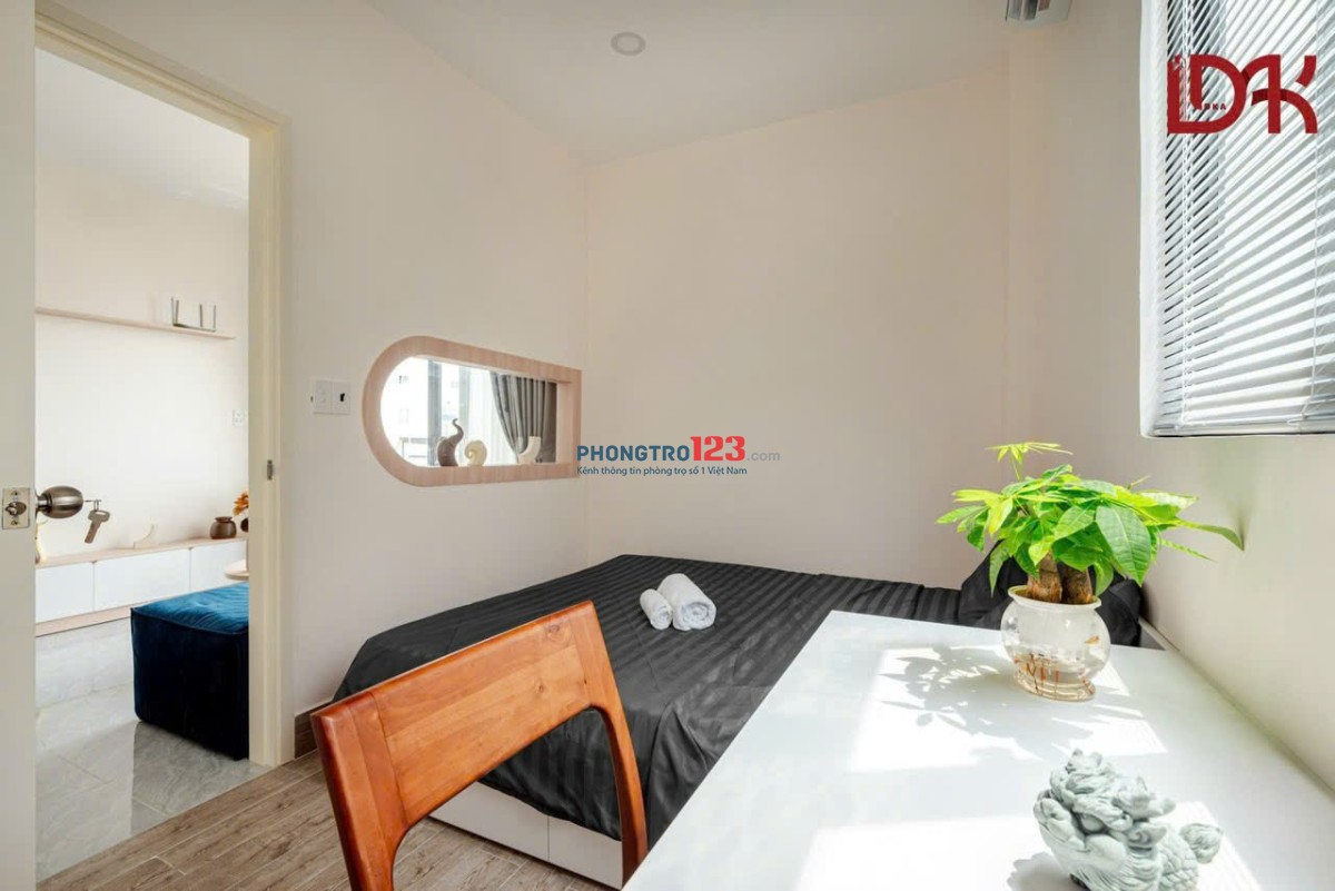 Cho Thuê Căn 1 Phòng Ngủ 30m2 Cửa Sổ Trời, Máy Giặt Riêng Ngay Ngã Tư Bảy Hiền, Tân Bình