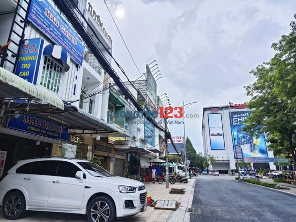 Cần cho thuê mặt bằng phía trước ( MẶT BẰNG VỈA HÈ)- TRUNG TÂM CẦN THƠ