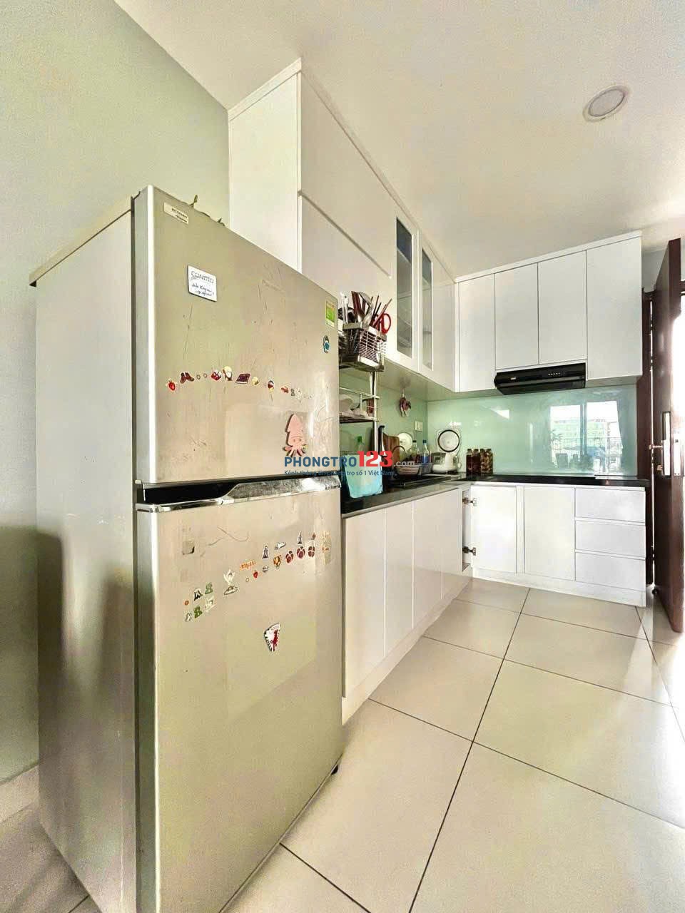 5tr8/tháng. Cọc 2 tháng, 1PN, 1WC, C/c Phúc yên, Phan Huy Ích, TB.