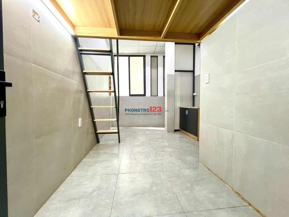 Phòng có gác full nội thất mới như hình