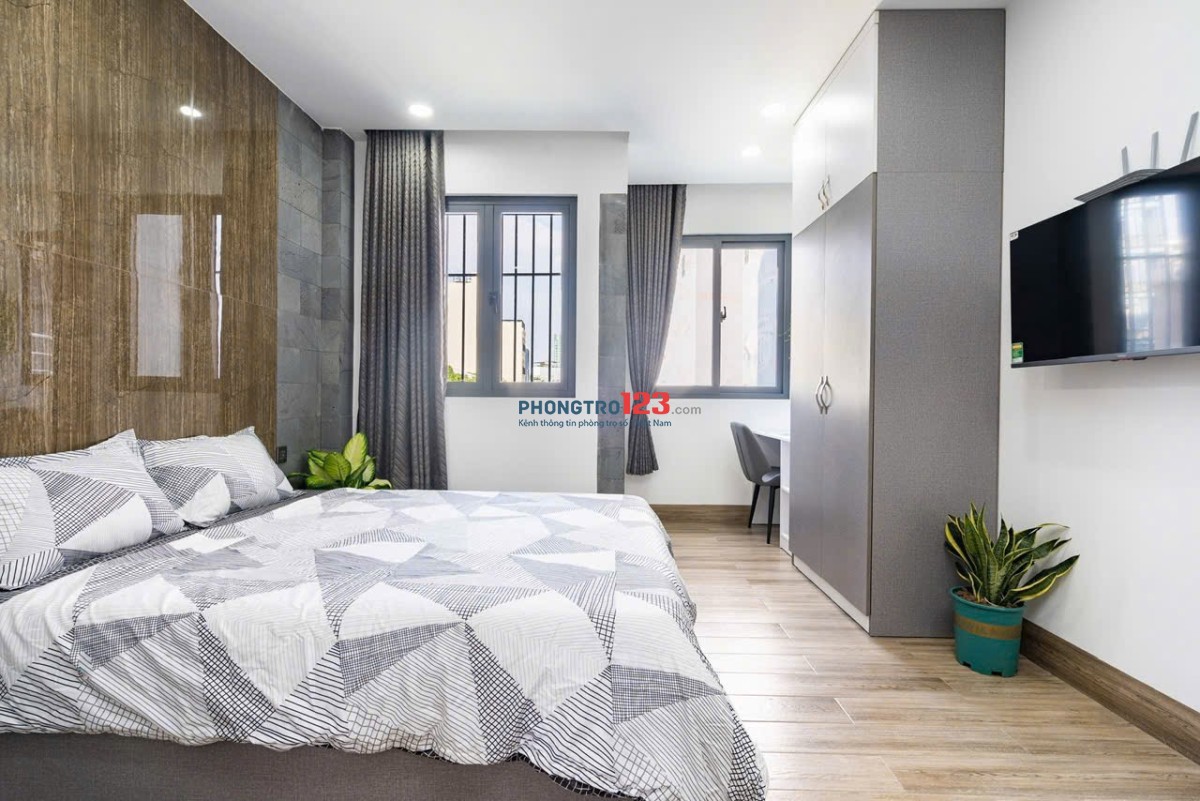 CHO THUÊ CHDV 40m2 FULL NỘI THẤT BAN CÔNG Ở ĐƯỜNG D5 Q. BÌNH THẠNH