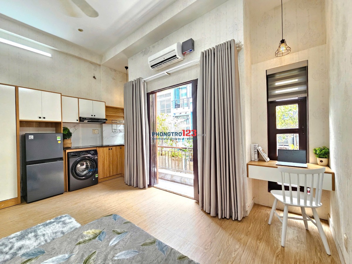 STUDIO MỚI TINH 100% - MÁY GIẶT & BẾP RIÊNG BANCOL CỰC THOÁNG NGAY TRUNG TÂM PHÚ NHUẬN GIÁP Q1, Q3