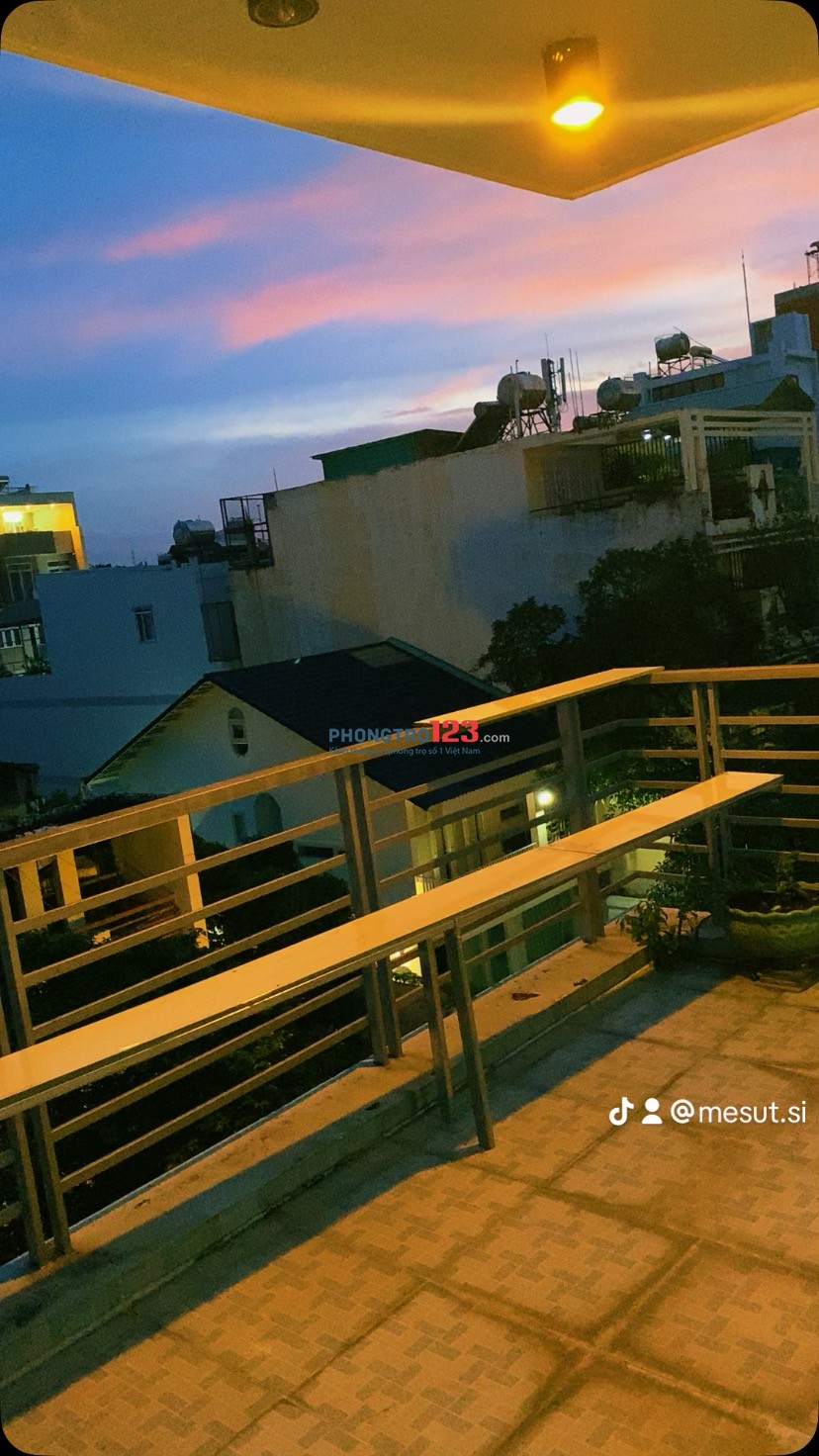 Giường tầng ktx Tân Quy Quận 7