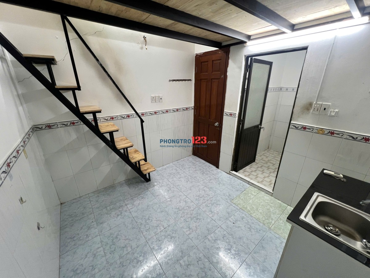 PHÒNG GÁC LỬNG, NỘI THẤT CƠ BẢN GẦN CẦU CHỮ Y