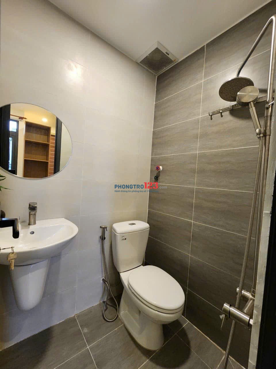 Phòng MỚI Xinh Xắn Ngay Đại Học Bách Khoa- Giá Tốt