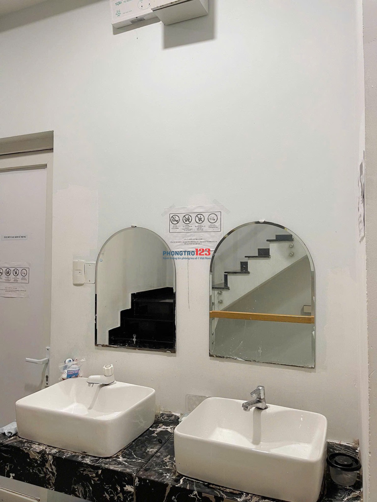 KÝ TÚC XÁ PHÚ NHUẬN - GIÁ RẺ - FULL CHI PHÍ - Ở NGAY TRUNG TÂM