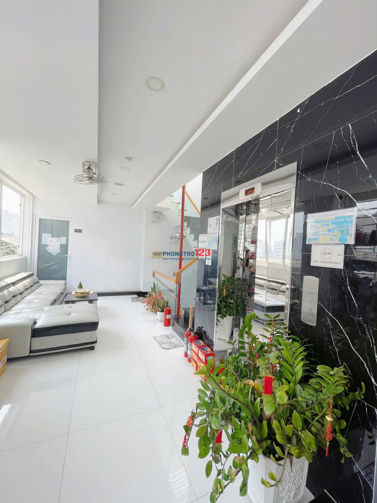 KÝ TÚC XÁ PHÚ NHUẬN - GIÁ RẺ - FULL CHI PHÍ - Ở NGAY TRUNG TÂM