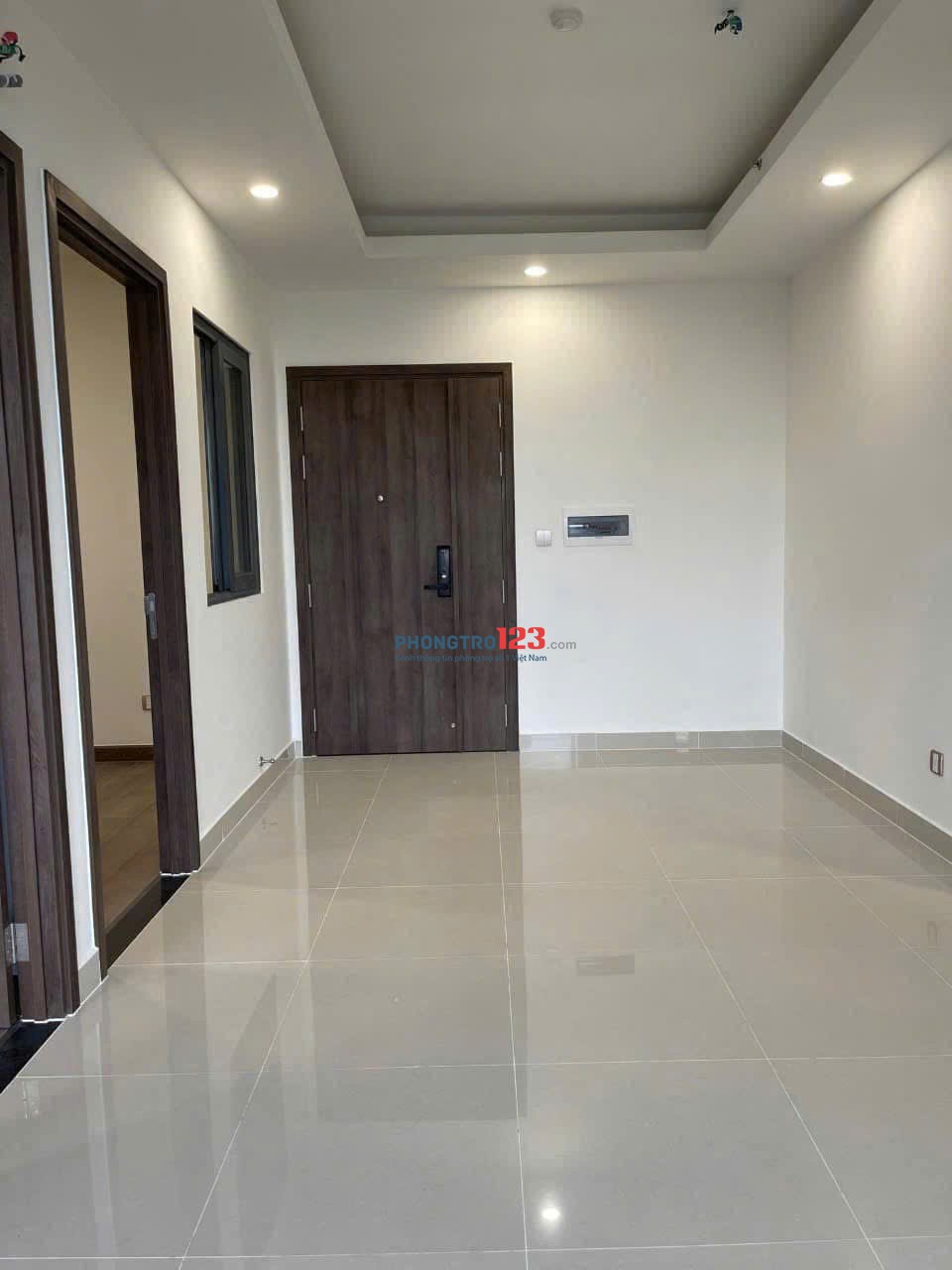 Chung cư Phú Thạnh, Nguyễn Sơn, TP: 2p ngủ, 2wc, 90m2, 9tr/tháng