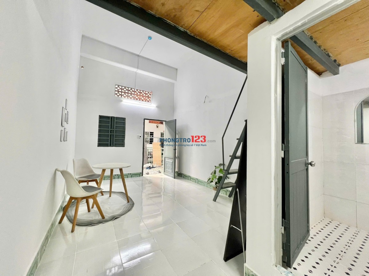 CHUNG CƯ MINI DT 30M² CHƯA TÍNH GÁC NHÀ XE RỘNG BẢO VỆ AN NINH 24/24 KHU SÂN BAY