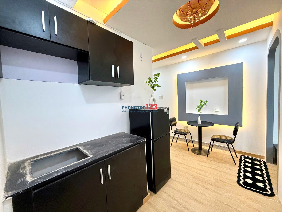 Phòng trọ Lạc Long Quân , Tân Bình 1 Phòng ngủ tách bếp , gần Huflit , Bách Khoa