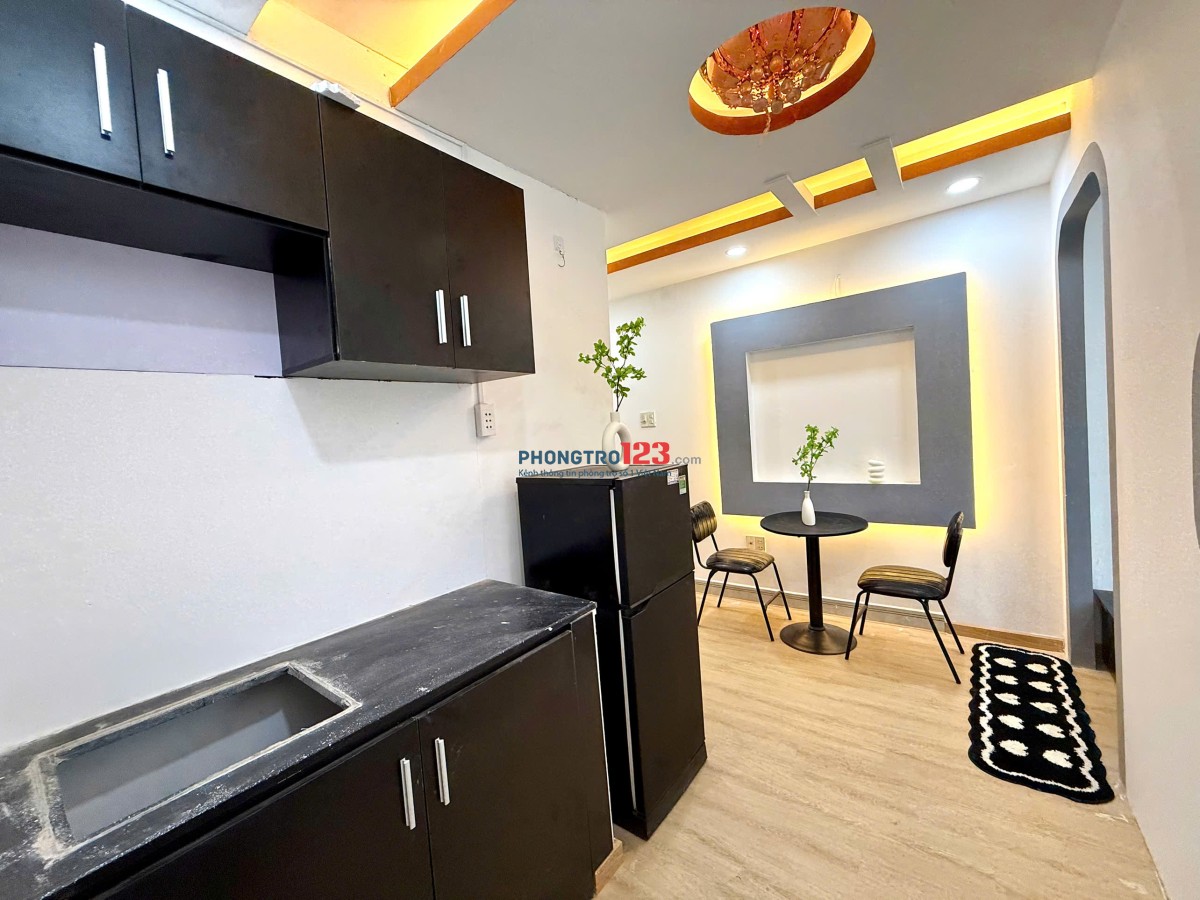 Phòng trọ Lạc Long Quân , Tân Bình 1 Phòng ngủ tách bếp , gần Huflit , Bách Khoa