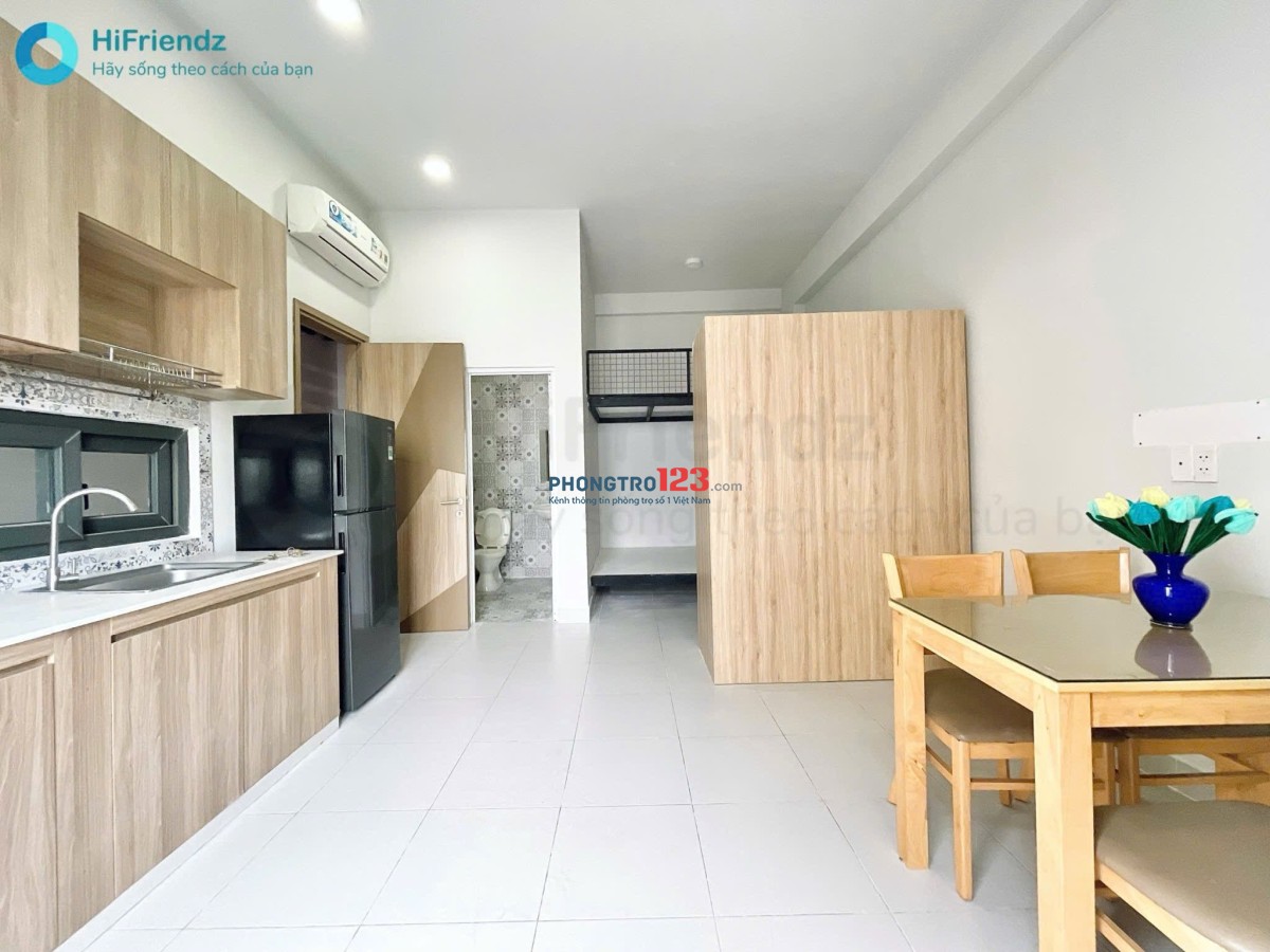 Duplex Tách Bếp, Tiện Nghi Cao Cấp Ở Được 4 Người, Sát Bên Hutech Và Bến Xe Miền Đông