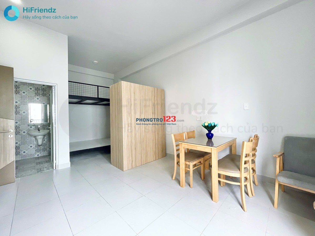 Duplex Tách Bếp, Tiện Nghi Cao Cấp Ở Được 4 Người, Sát Bên Hutech Và Bến Xe Miền Đông