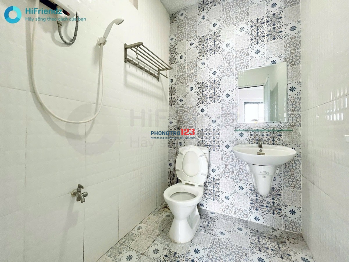 Duplex Tách Bếp, Tiện Nghi Cao Cấp Ở Được 4 Người, Sát Bên Hutech Và Bến Xe Miền Đông