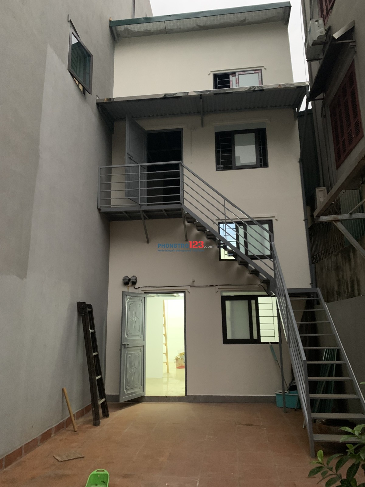 Cho thuê phòng trọ khép kín, S>30m2 tổng S>50m2 sân rộng