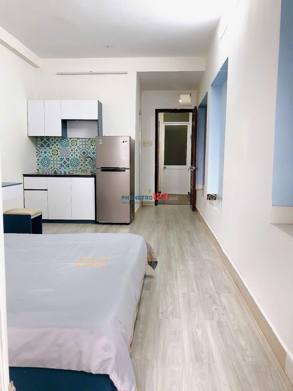 Cho thuê phòng trọ ban công thoáng, nhà thang máy – Đường Trần Quang Khải, Quận 1