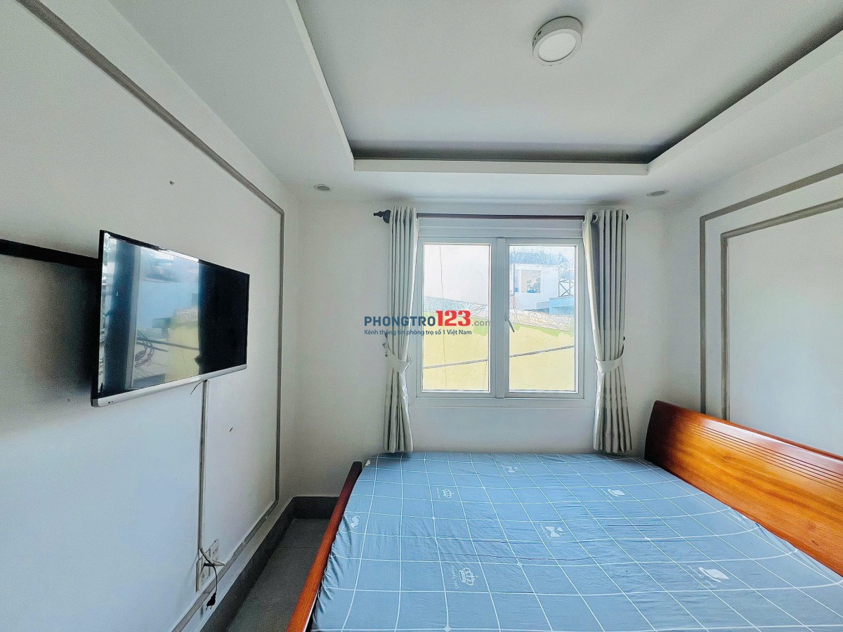 Phòng tiện nghi cửa sổ thoáng mát giá siêu rẻ tại Phạm Văn Chiêu